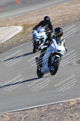 media/Feb-05-2023-Classic Track Day (Sun) [[c35aca4a42]]/Group 2/session 4 turn 4/